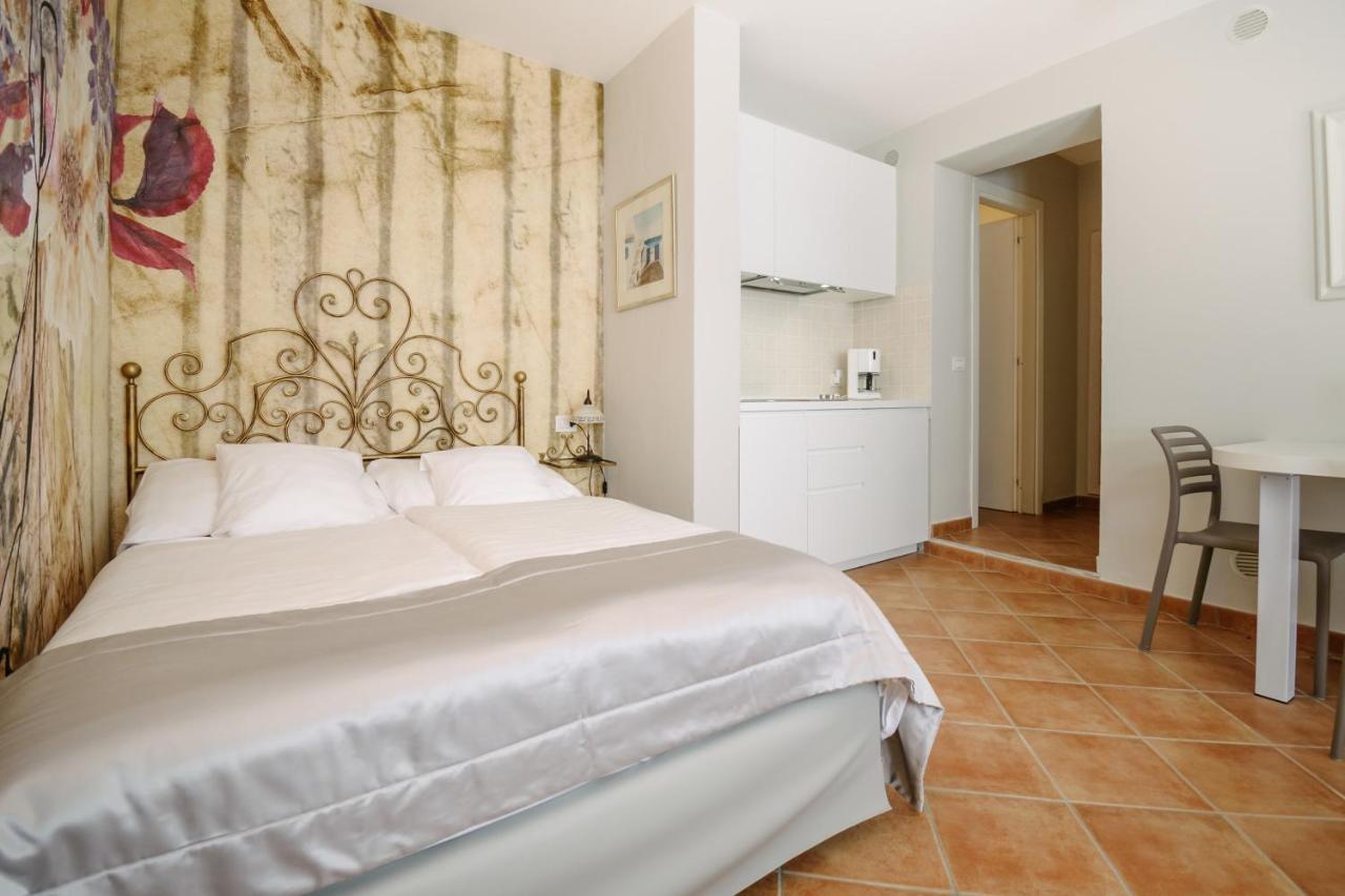 Charming Moment Di Villa Porta - Residenza Leonardo Luino Kültér fotó